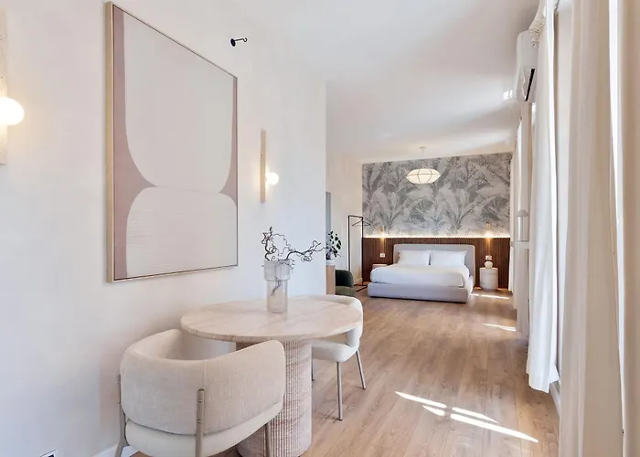 Apt10a - & Terrace